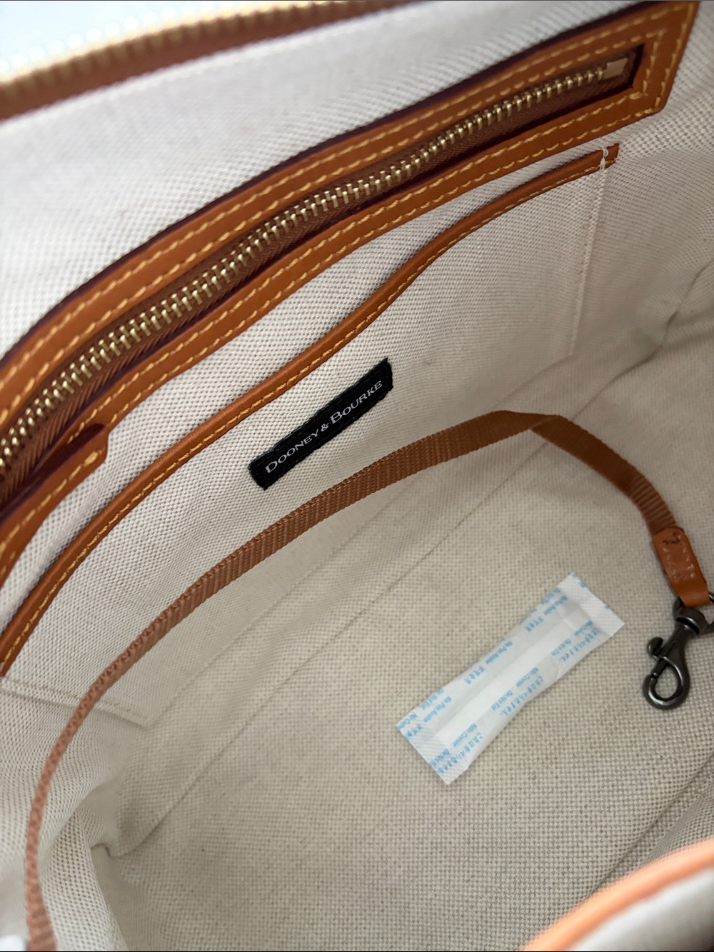NWT - Dooney & Bourke Suede Large 12 x 9 x 4.5” Chloe - Picture 6 of 7